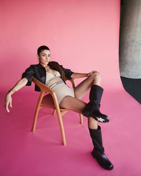 Hande Ercel net worth 